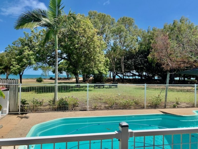 24 Horseshoe Bay Rd, Bowen QLD 4805