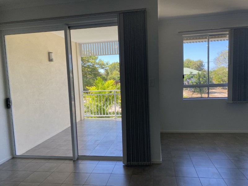 10/10 Williams, Bowen QLD 4805