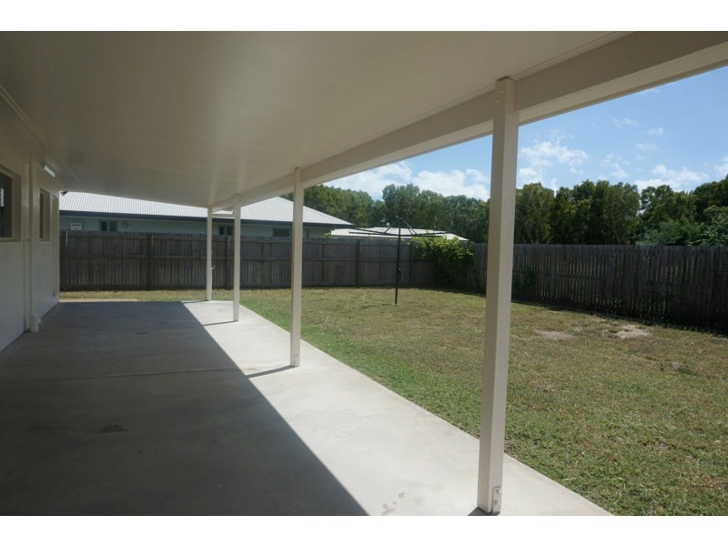 28 Crofton Street, Bowen QLD 4805