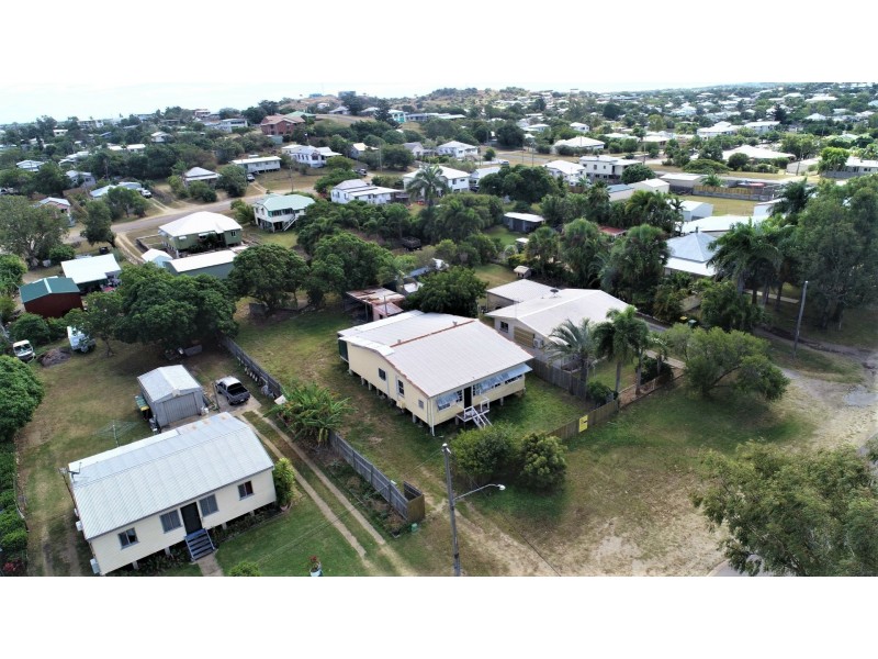120 Powell Street, Bowen QLD 4805