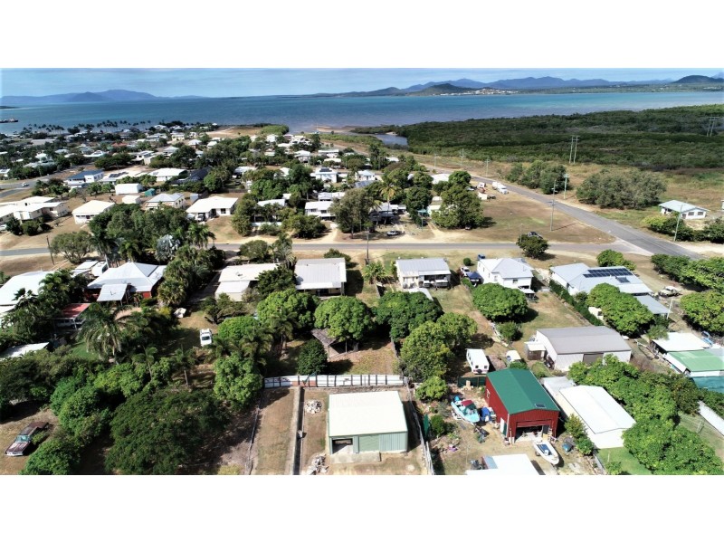 120 Powell Street, Bowen QLD 4805