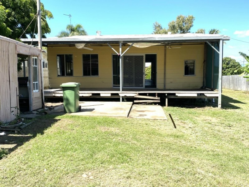 120 Powell Street, Bowen QLD 4805