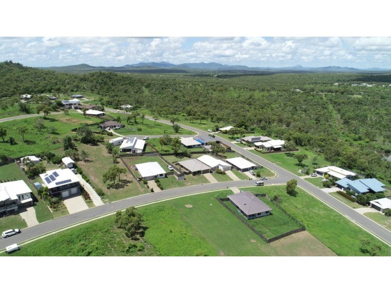 9 Harbour View Terrace, Bowen QLD 4805