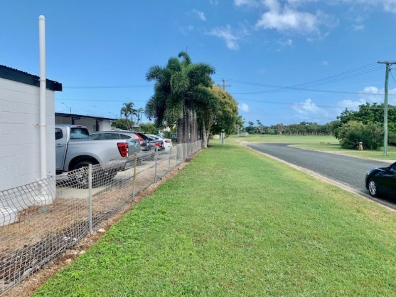 98 Herbert st, Bowen QLD 4805