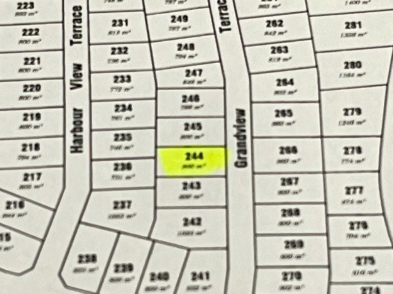 9 Grandview Tce, Bowen QLD 4805