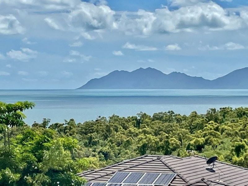 9 Grandview Tce, Bowen QLD 4805