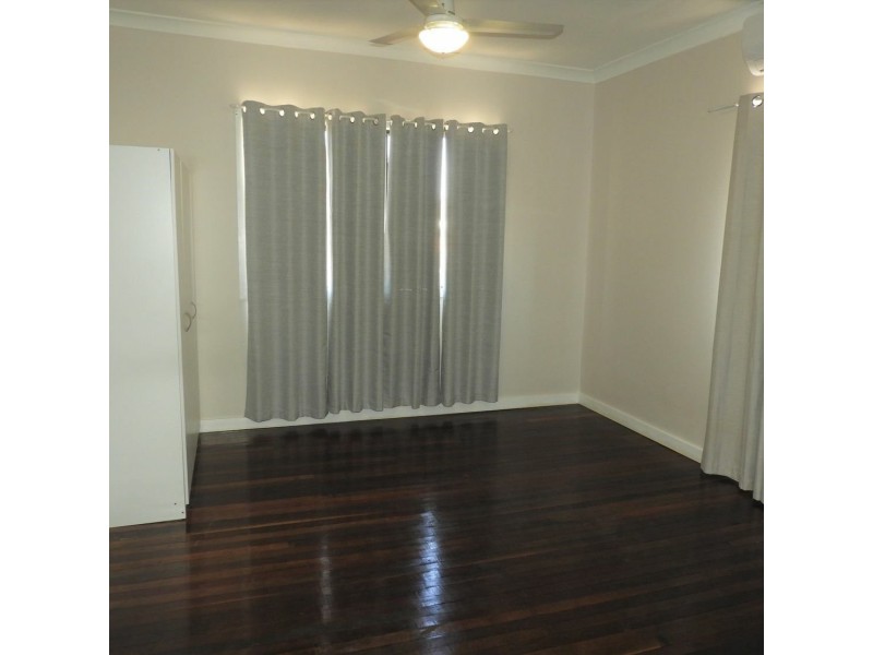 34 Brisbane Street, Bowen QLD 4805