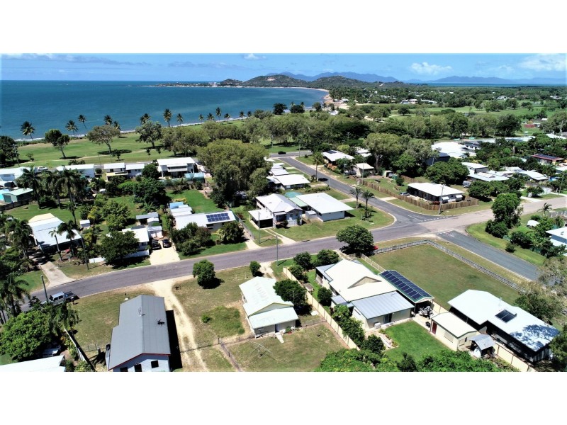 29 Field Street, Bowen QLD 4805