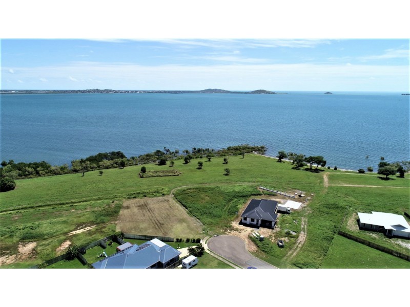 19 Bayside Court, Bowen QLD 4805