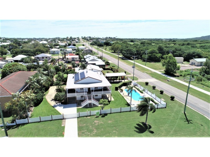2 Dalrympl Street, Bowen QLD 4805
