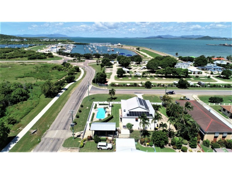 2 Dalrympl Street, Bowen QLD 4805