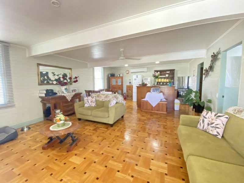 2 Dalrympl Street, Bowen QLD 4805