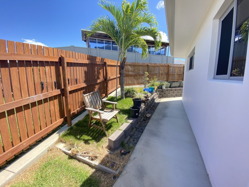 7 Silk Road, Bowen QLD 4805
