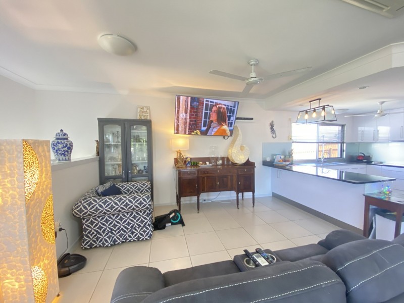 7 Silk Road, Bowen QLD 4805
