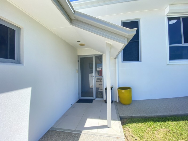 7 Silk Road, Bowen QLD 4805