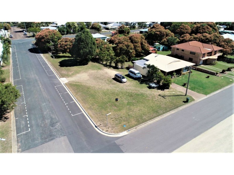 43 The Esplanade, Bowen QLD 4805