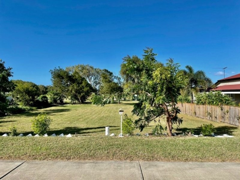 112 Herbert Street, Bowen QLD 4805