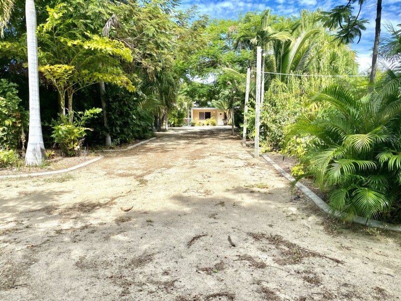 142 Soldiers Road, Bowen QLD 4805