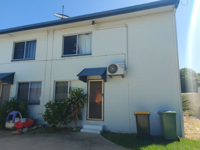 Villa 4/121 Herbert street, Bowen QLD 4805