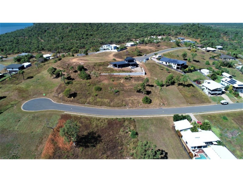 20 Seacove Crescent, Bowen QLD 4805