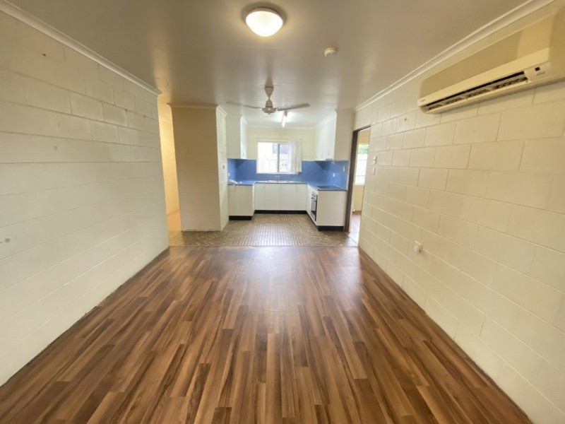 4/89 Powell Street, Bowen QLD 4805