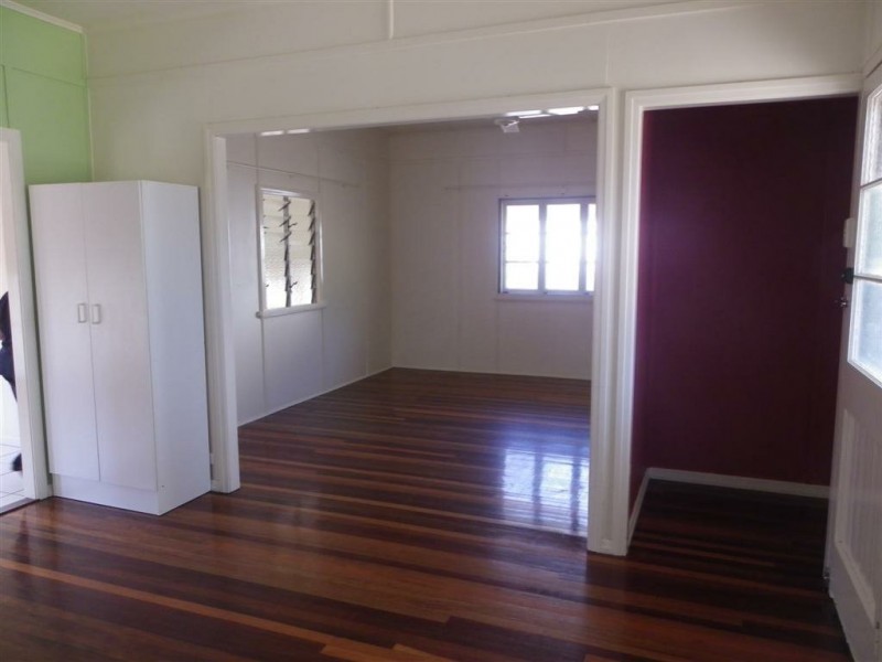 10 George Street, Bowen QLD 4805