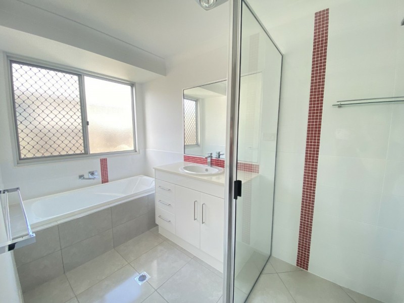 10 Fairway Drive, Bowen QLD 4805