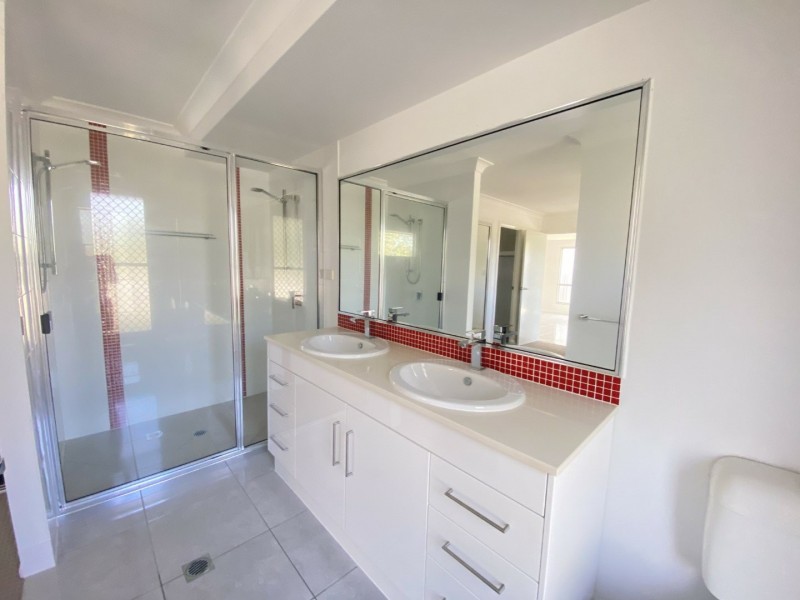 10 Fairway Drive, Bowen QLD 4805