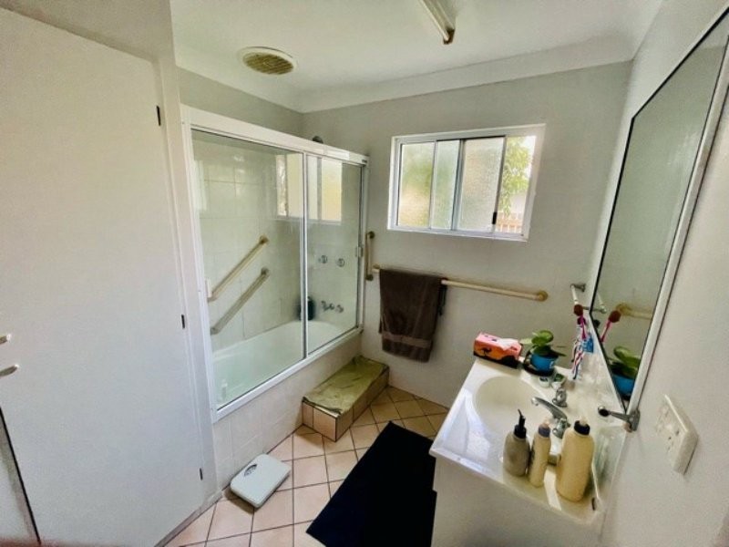56 Mullers Lane, Bowen QLD 4805