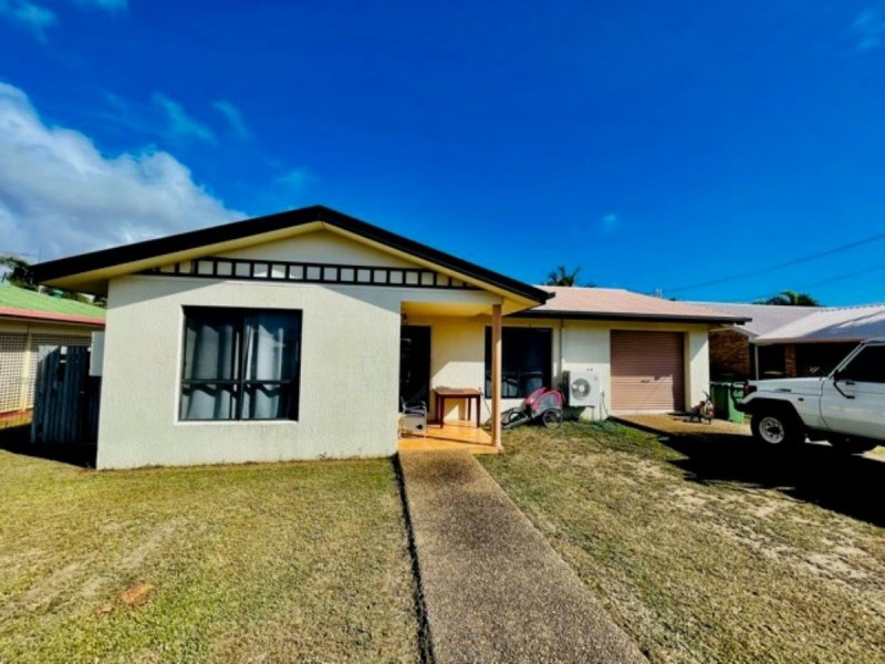 17 Dove, Bowen QLD 4805