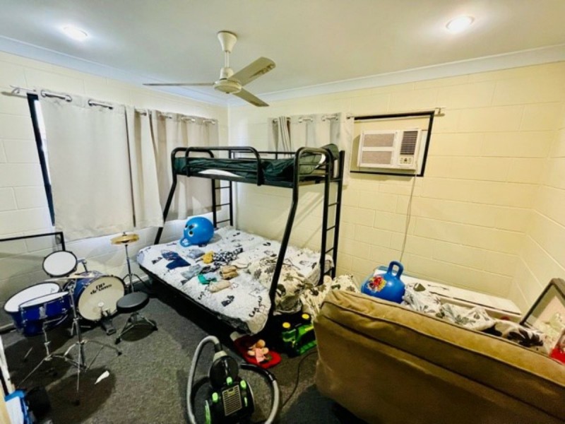 17 Dove, Bowen QLD 4805