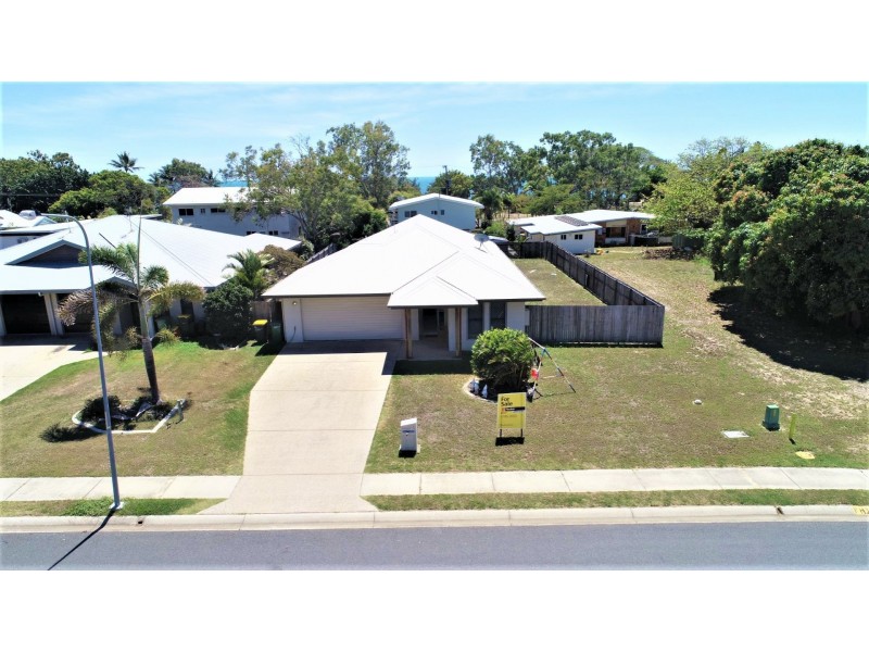 13 Tea Tree Close, Bowen QLD 4805
