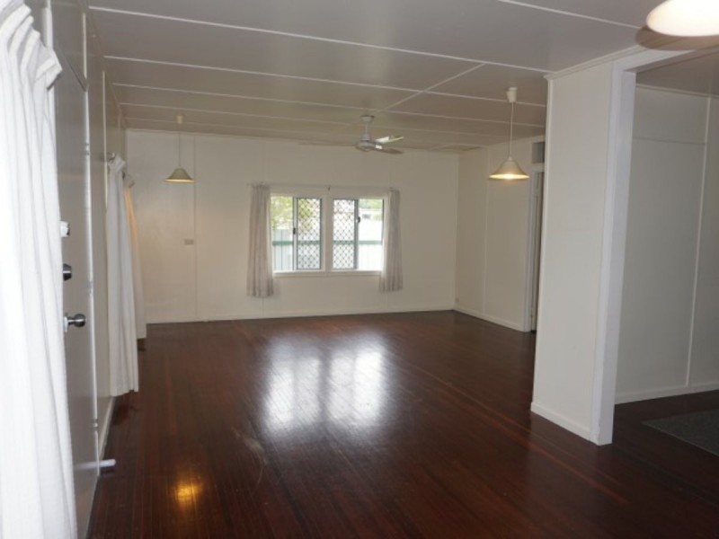 20 Gilbert Street, Bowen QLD 4805