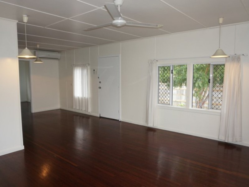 20 Gilbert Street, Bowen QLD 4805