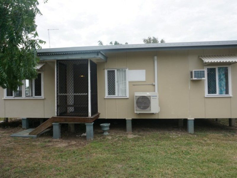 20 Gilbert Street, Bowen QLD 4805