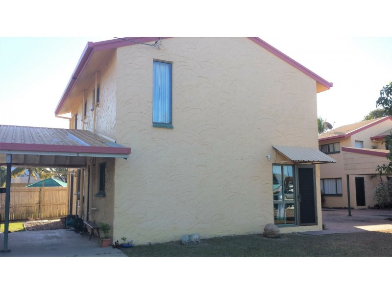 Unit 1/2A Powell Street, Bowen QLD 4805