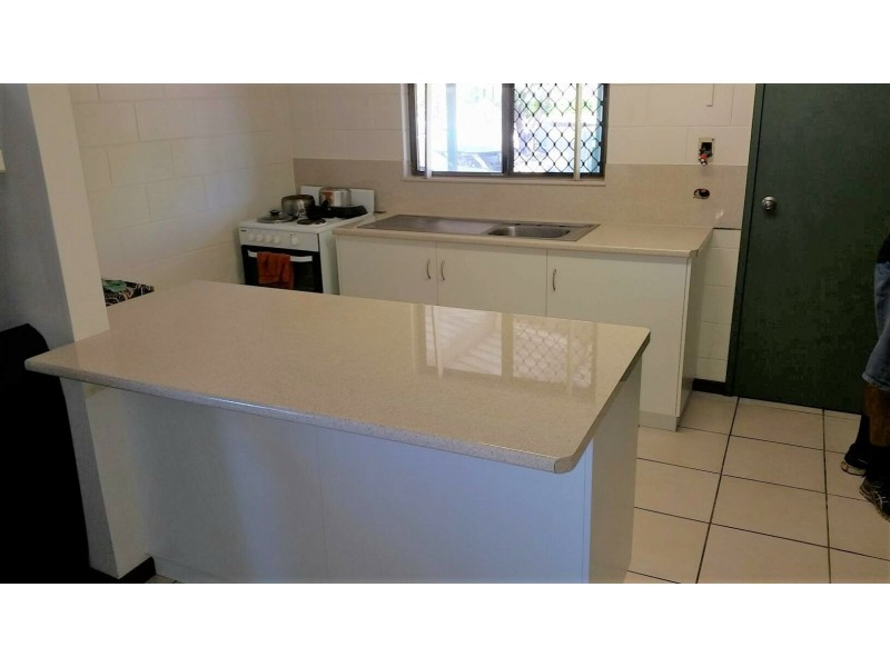 Unit 1/2A Powell Street, Bowen QLD 4805