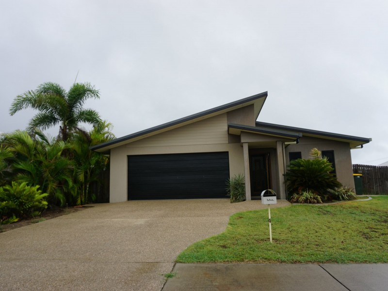 4 Banks Drive, Bowen QLD 4805