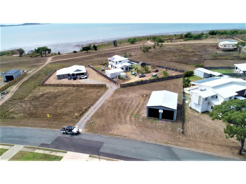 8 Bayside Court, Bowen QLD 4805