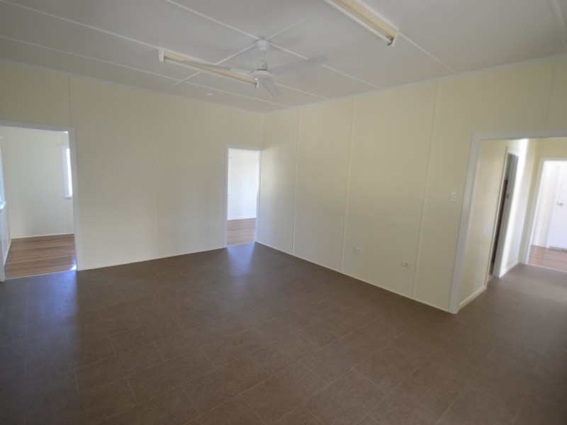 35 Livingstone Street, Bowen QLD 4805