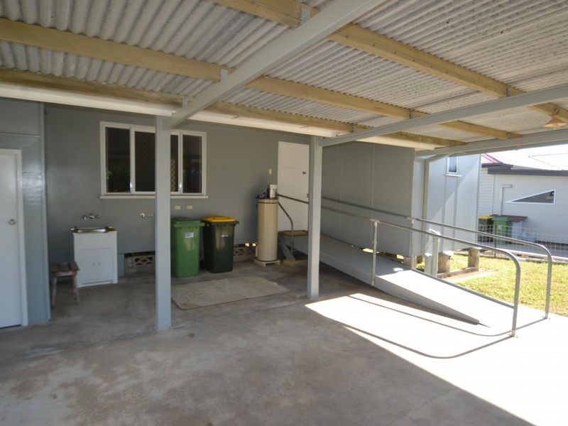 35 Livingstone Street, Bowen QLD 4805