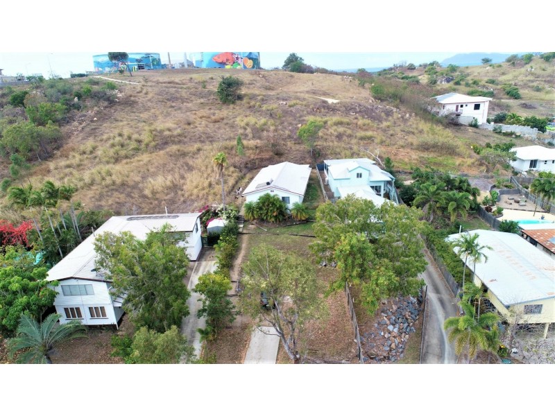 86 Leichhardt Street, Bowen QLD 4805