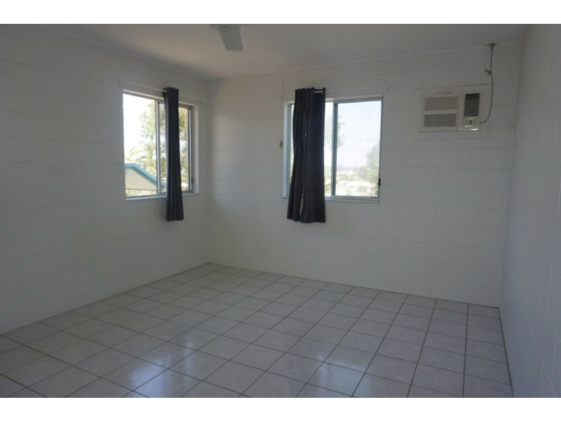 86 Leichhardt Street, Bowen QLD 4805