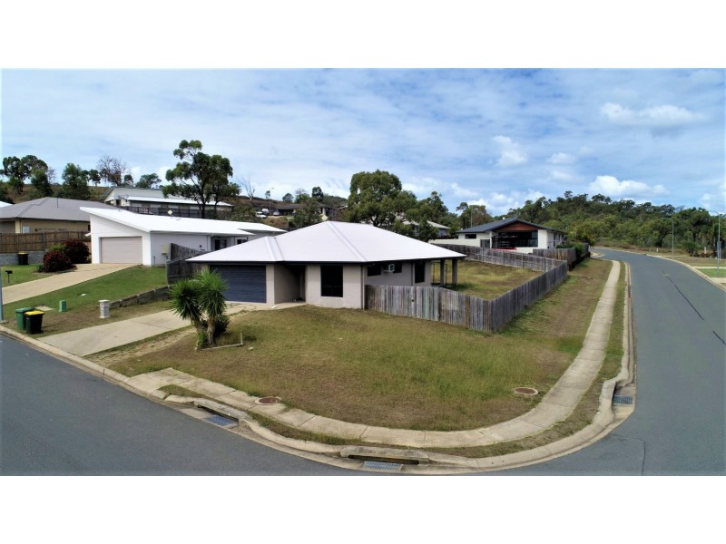 2 Seacove Crescent, Bowen QLD 4805