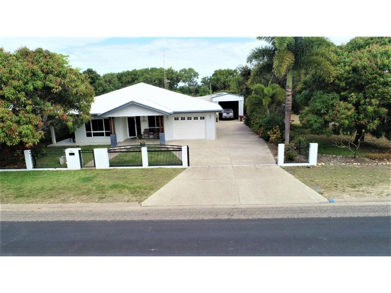 77a Horseshoe Bay Road, Bowen QLD 4805