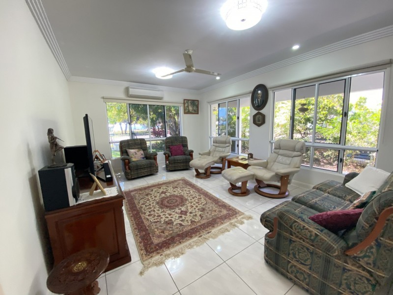 77a Horseshoe Bay Road, Bowen QLD 4805