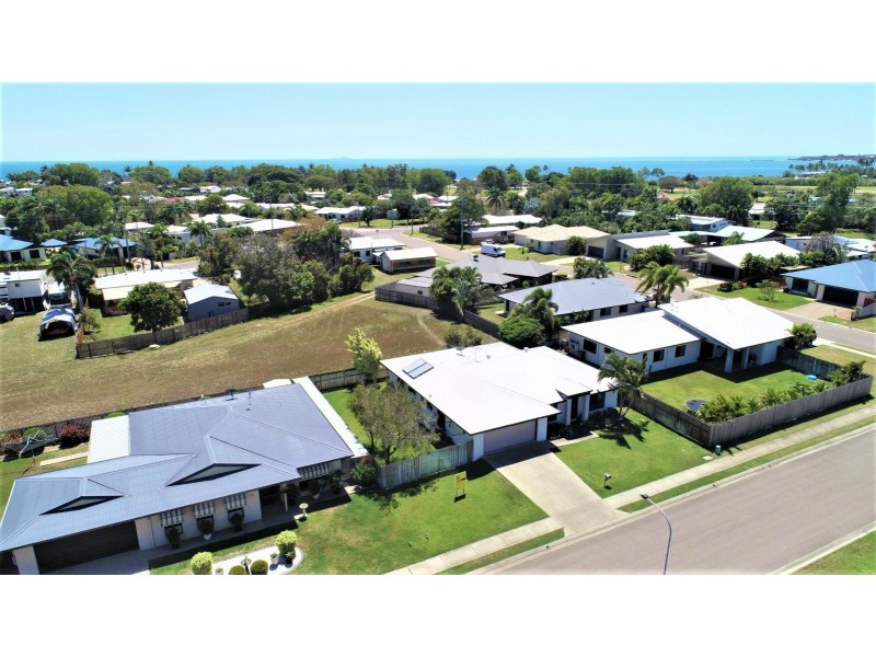 12 Catalina Court, Bowen QLD 4805