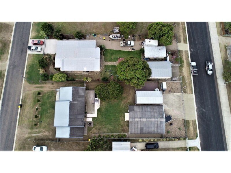 112 Hillview Road, Bowen QLD 4805