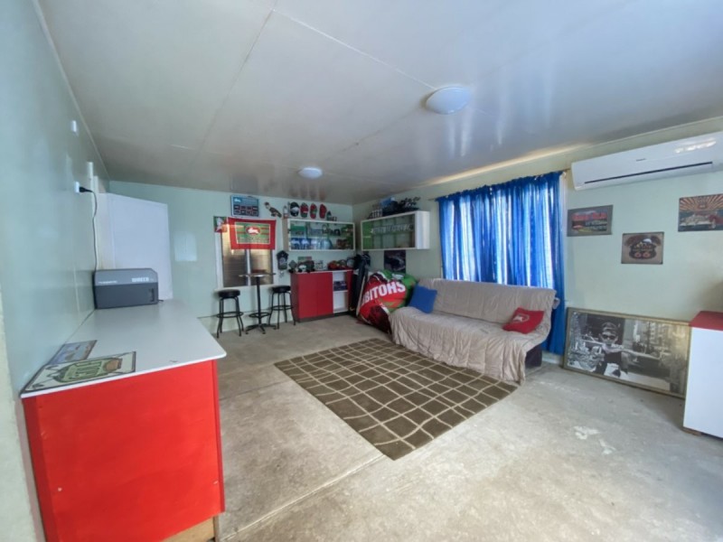 112 Hillview Road, Bowen QLD 4805