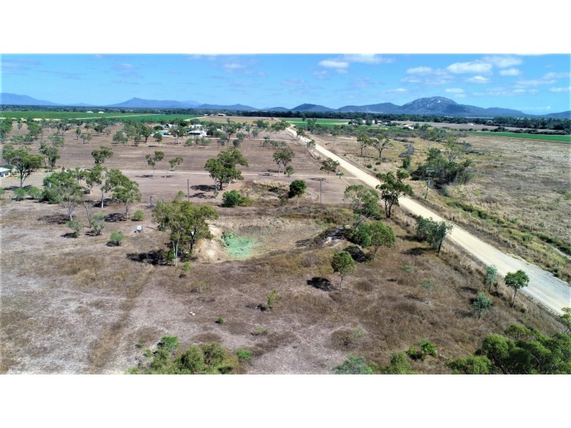 27 Police Camp Road, Bowen QLD 4805